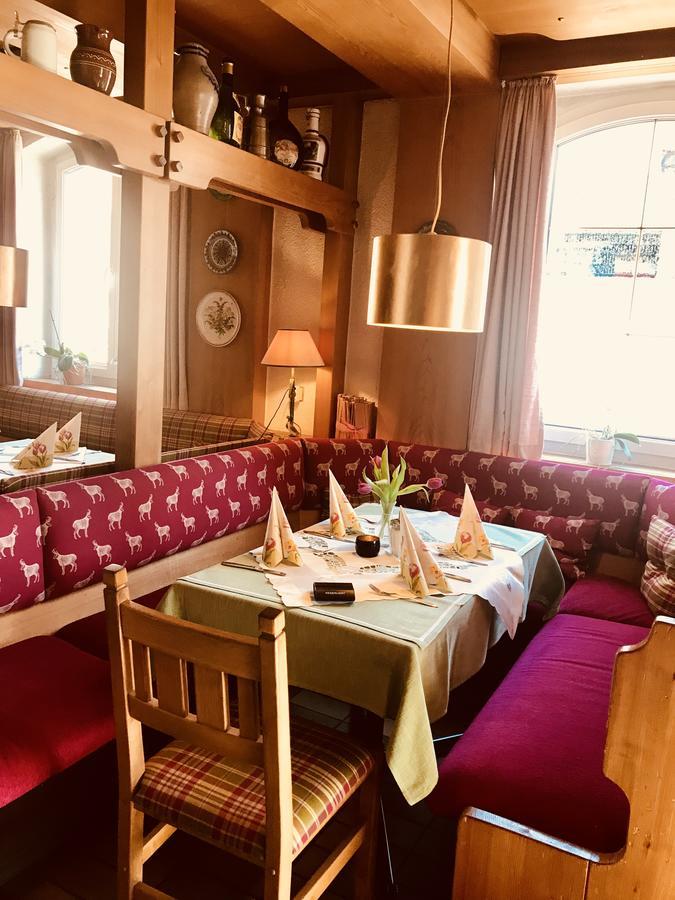 Hotel Zum Engel Mespelbrunn Eksteriør billede